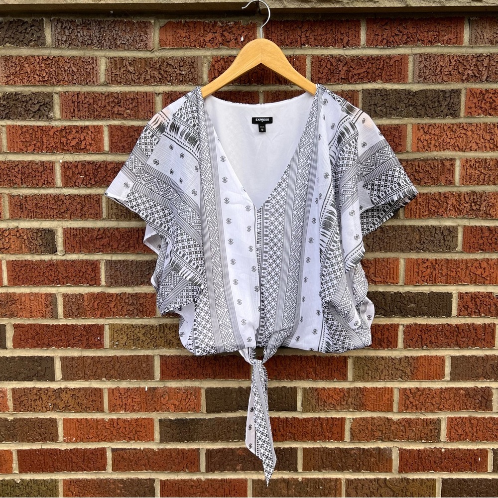 Express White and Gray Paisley Chiffon Flounce Sleeve Surplice Cropped Blouse